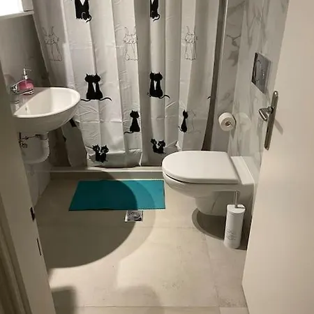 Apartment ξυλοκαστρο σπίτι δίπλα στα πεύκα και τη θάλασσα! *