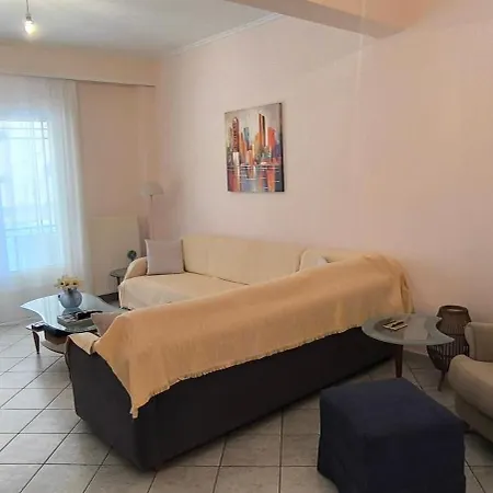 Διαμέρισμα στο Ρίο Πατρών Apartment *